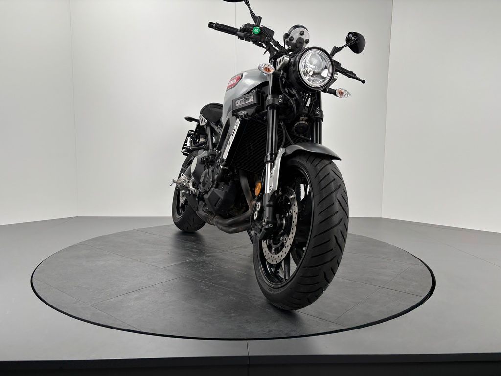 Fahrzeugabbildung Yamaha XSR 900 *TOP-ZUSTAND *SERVICE NEU