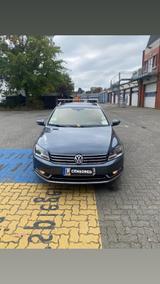 Volkswagen VW Passat B7 Highline 2.0 TDI - Volkswagen Passat aus 2011: Kombi, Highline