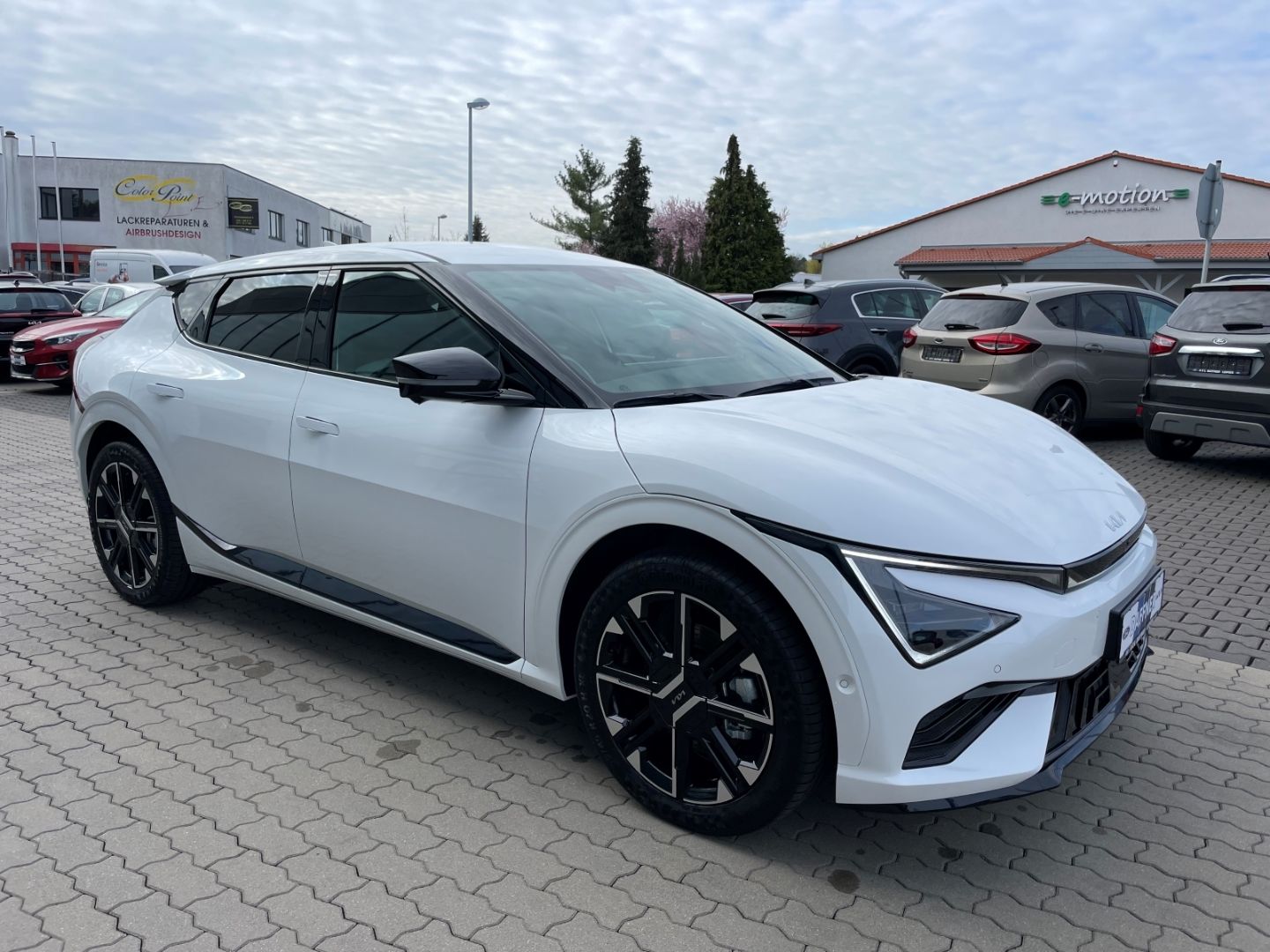 Fahrzeugabbildung Kia EV6 GT-Line 4WD Elektro LED Sitzbelüftung HeadUp