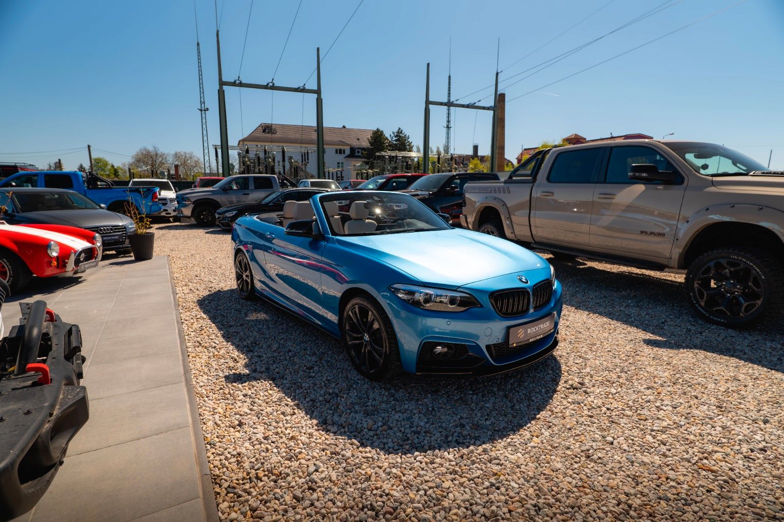 Fahrzeugabbildung BMW 230i Cabrio M-Sport Performance Shadow Line LED