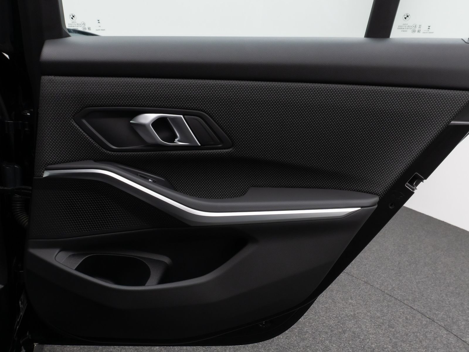 Fahrzeugabbildung BMW 318i Kamera DAB CockPit+ Alarm Geschwindigkeitsr