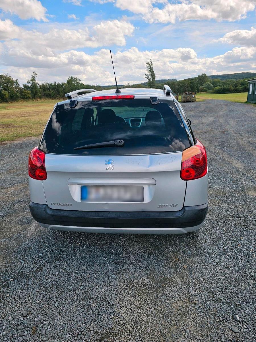 Peugeot 207 2011 — photo 5