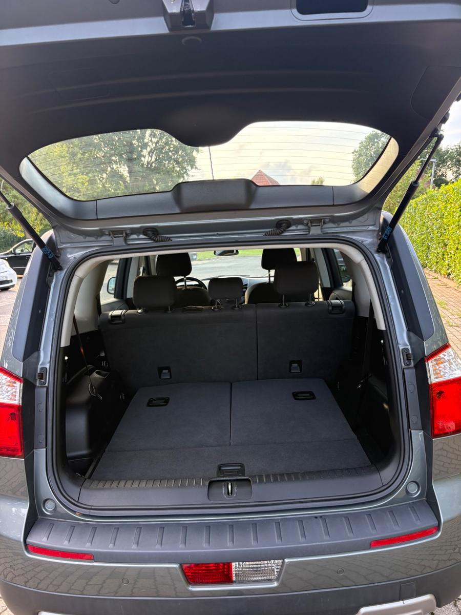 Chevrolet Orlando 2011 — photo 8