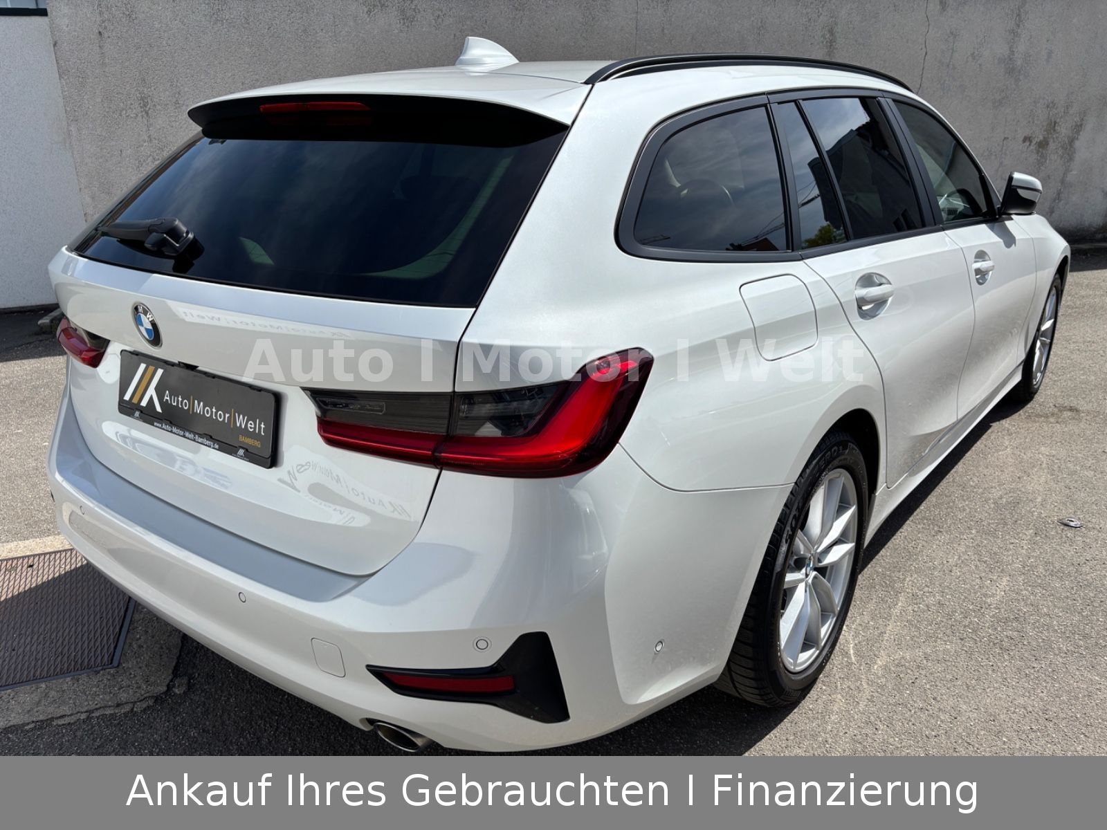 Fahrzeugabbildung BMW 318d Touring G21 LASER/ACC/SHZ/STDHZG/PANO/KEYLE