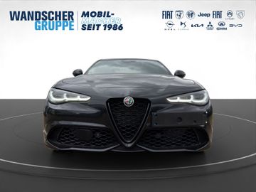 Alfa Romeo Giulia 2.2 JTDM Veloce Q4 Kam.+KeyLess+Pano+SHZ