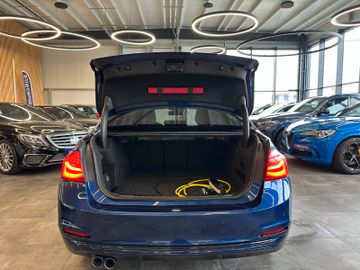 BMW 330 e Lim. iPerformance Sport Line *2. Hand*LED*