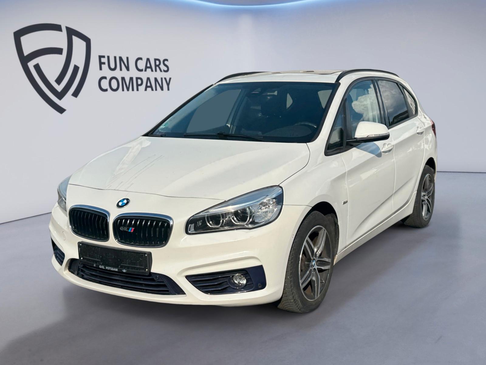BMW 218i Active Tourer Sport Line Aut. Pano NAVI LED