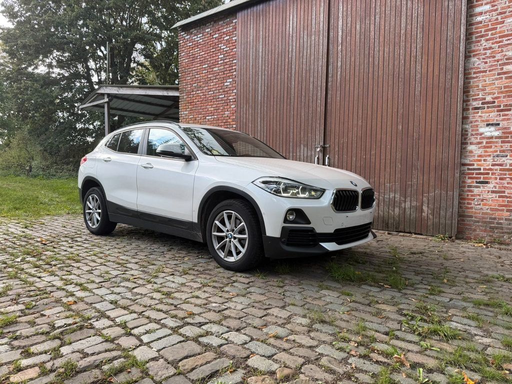 Image of BMW iX2
