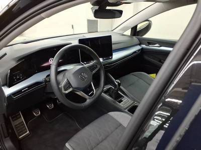 Volkswagen Golf VIII Variant 1.5 TSI ENERGY NAV RFK ACC LED foto 4