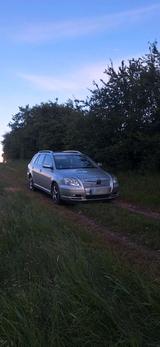 Toyota Avensis T25 - Toyota Avensis: T25