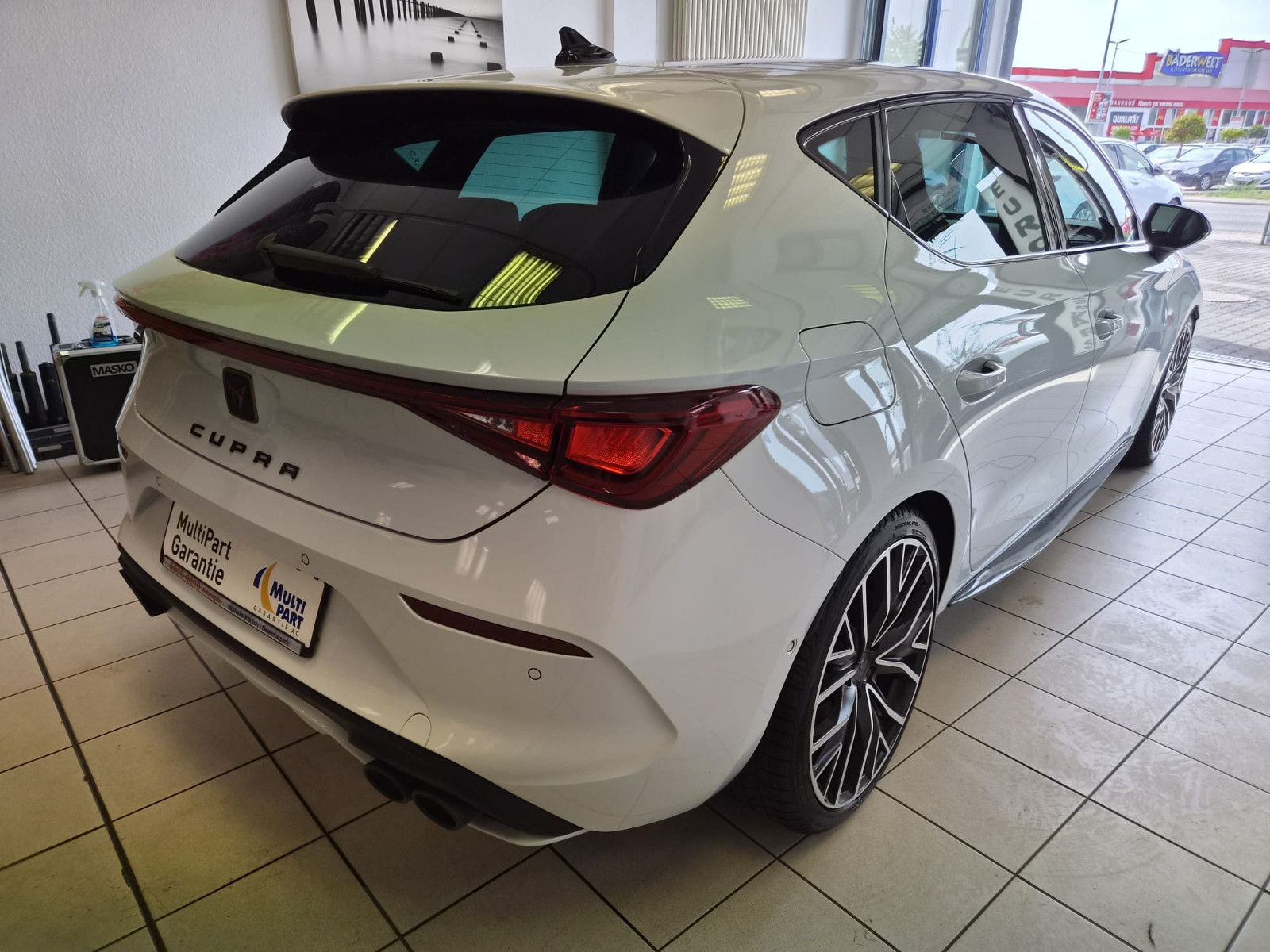 Fahrzeugabbildung CUPRA Leon VZ / PANO / LED / KAMERA / NUR 42TKM