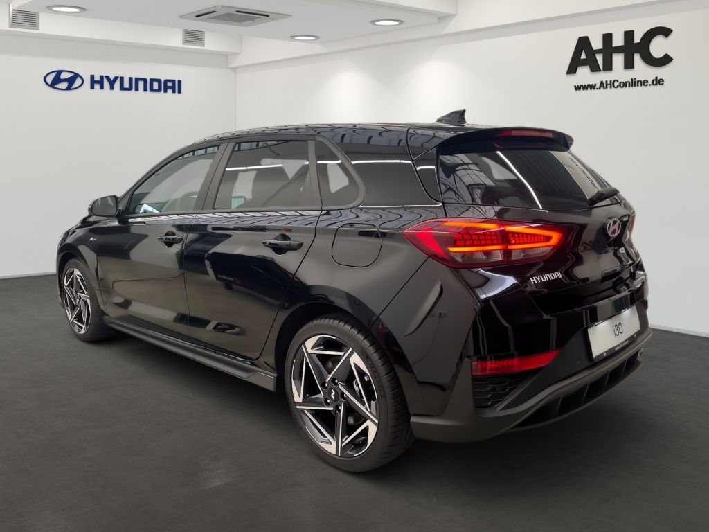 Fahrzeugabbildung Hyundai i30 FL 5-Türer (MY25) 1.5 T-GDI (140 PS) 48V 6-M