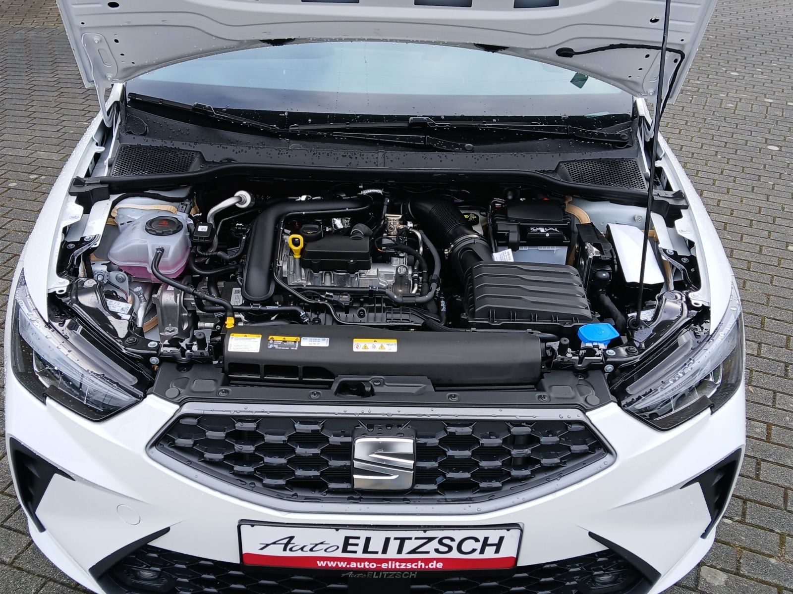 Fahrzeugabbildung SEAT Ibiza 1.0 TSI Style LED Winter-Paket