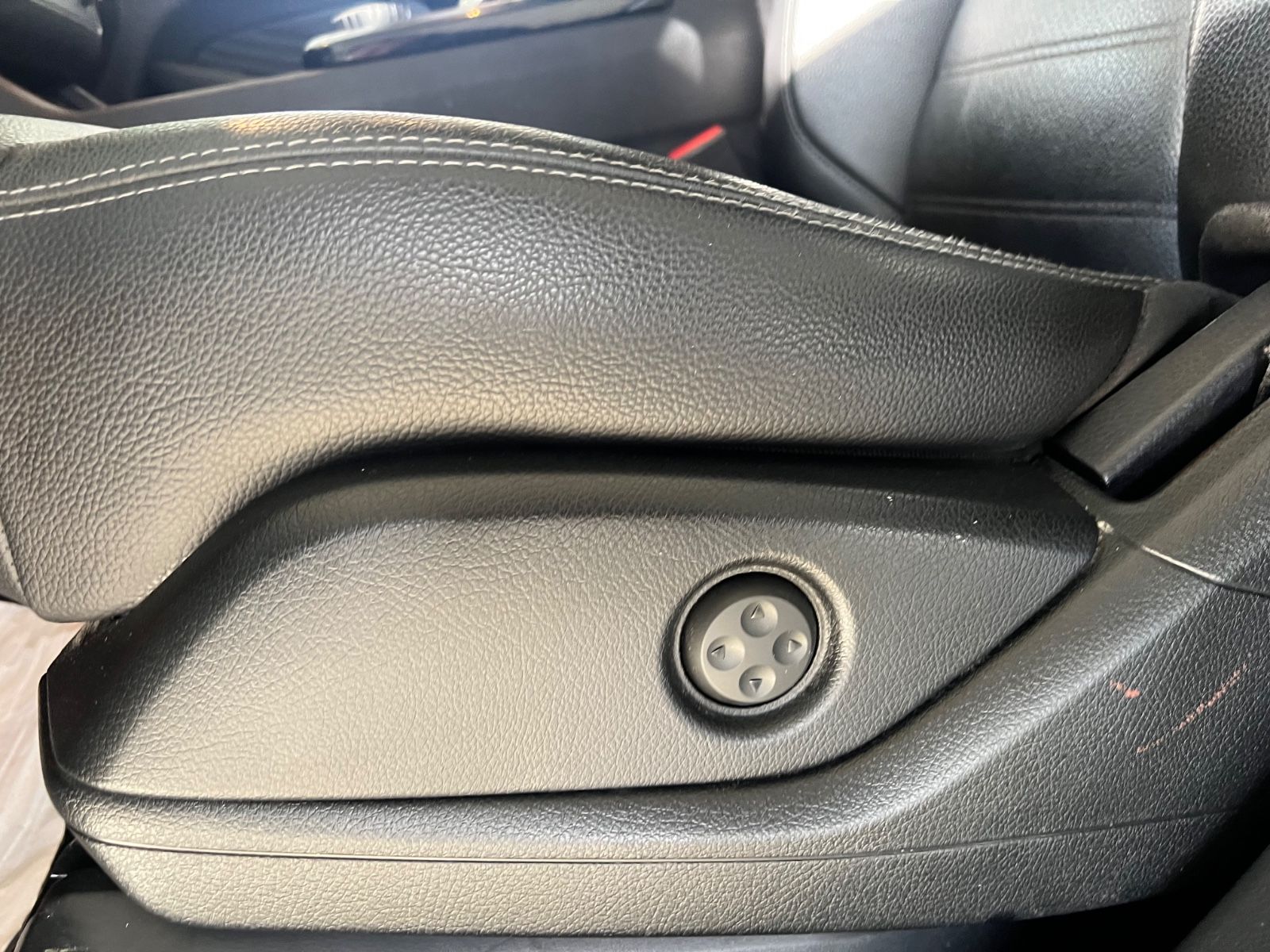 Fahrzeugabbildung Mercedes-Benz GLE 350 d 4Matic AMG LINE *SCHIEBEDACH*ANHK*