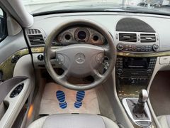 Fahrzeugabbildung Mercedes-Benz E 240 Lim. / Avantgarde Xenon Sitzheizung Klima
