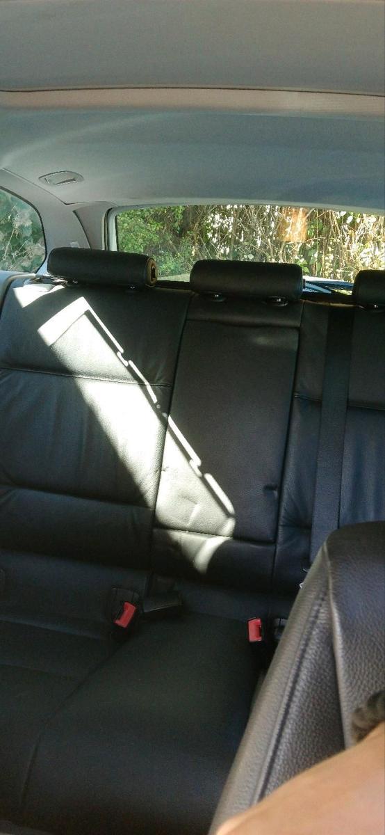 BMW 320 2009 — photo 9