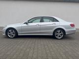 Mercedes-Benz E 200 CDI AVANTGARDE BE (NAVI/LEDER/AHK) - Mercedes-Benz E 200 in Wiesbaden