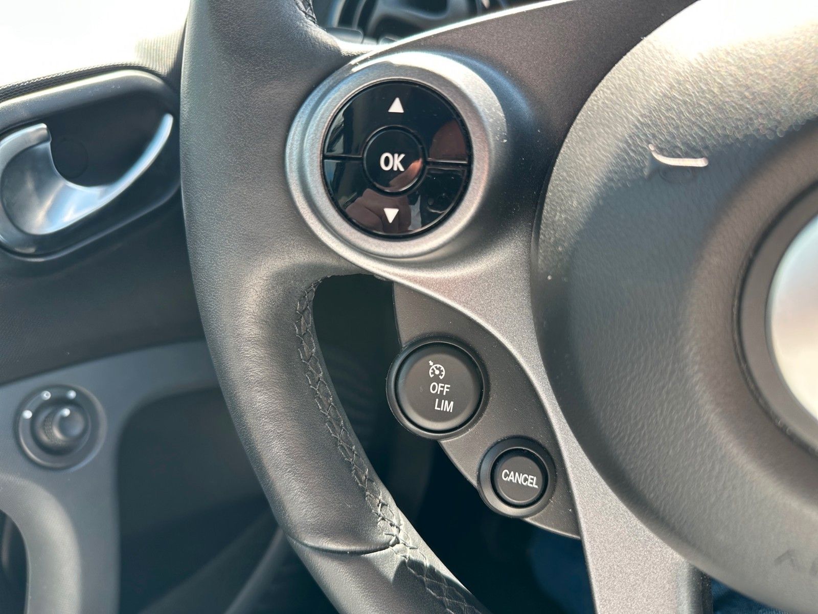 Smart ForTwo fortwo coupe electric drive / EQ – Bild 15