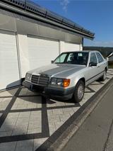 Mercedes-Benz 230 - Mercedes-Benz 230 von privat