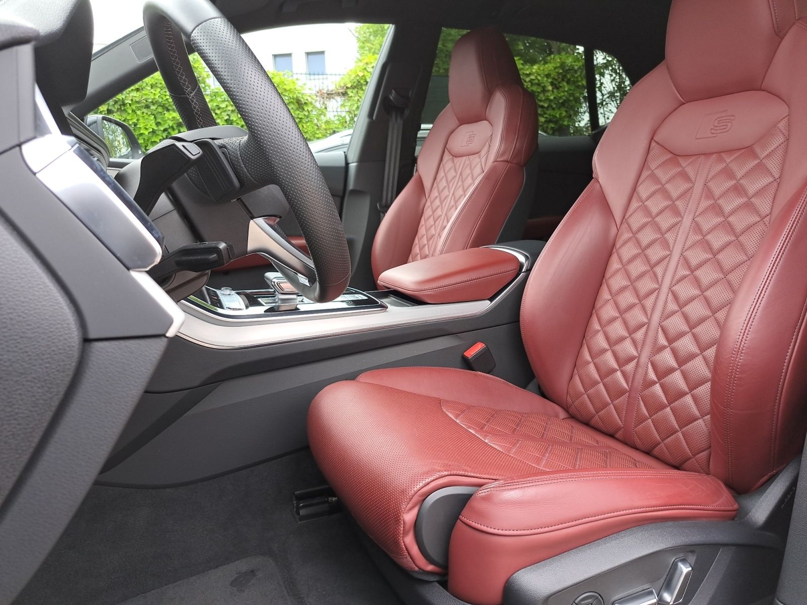 Audi SQ8 - Bild 17