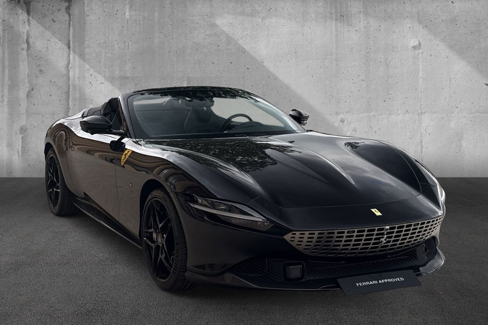 Fahrzeugabbildung Ferrari Roma Spider*Full Carbon*Painted Shields*Daytona