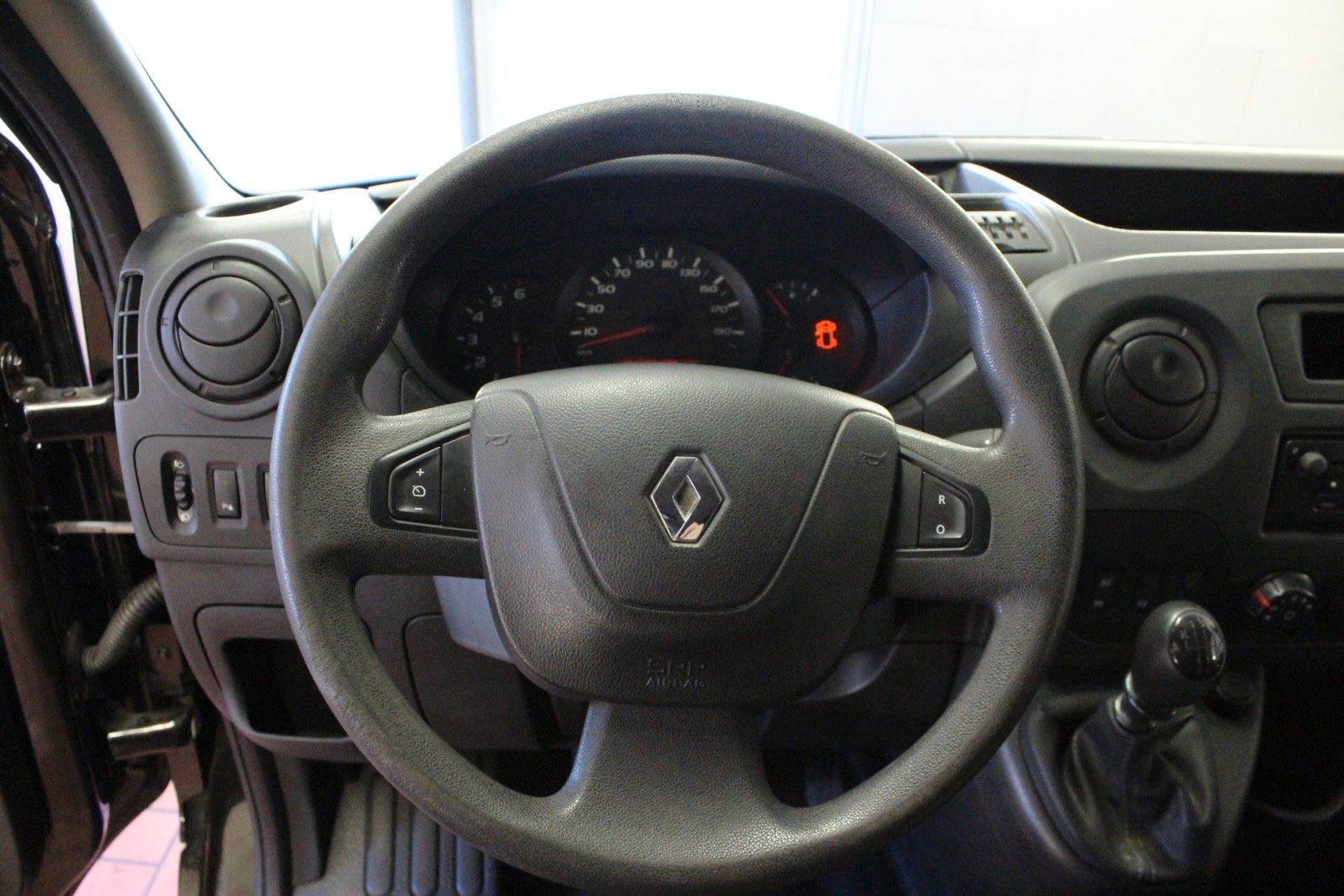 Fahrzeugabbildung Renault Master  III dCi 170 L2H2 3,3t