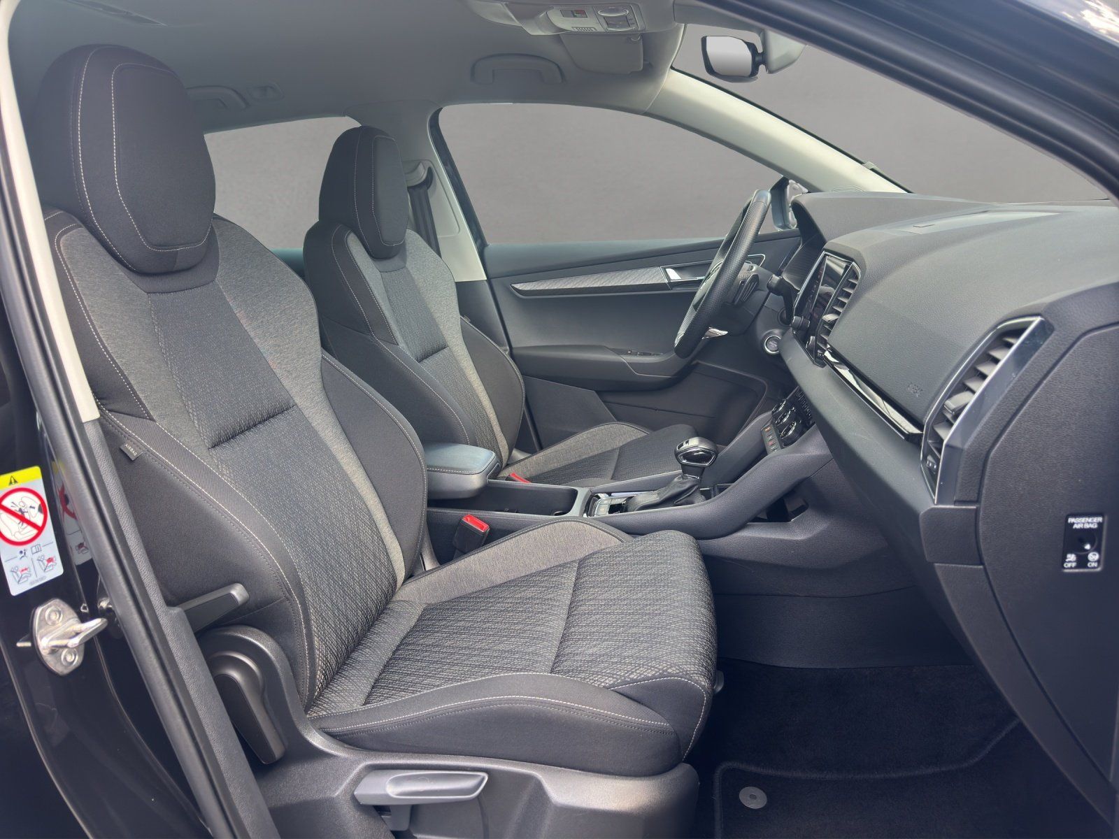Fahrzeugabbildung SKODA Karoq 1.5 TSI DSG Style/AHK/KAMERA/ACC/LED/VIRT.