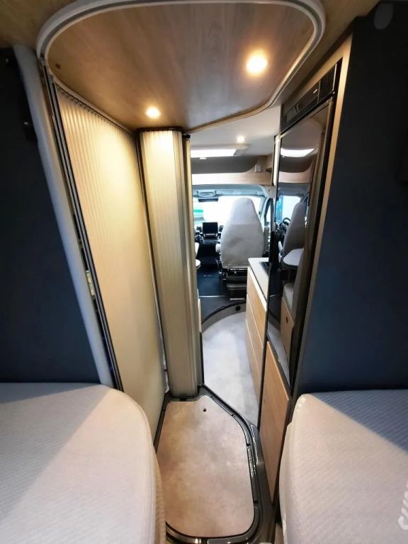 Fahrzeug Übersicht 5 Fahrzeugabbildung Dethleffs Globetrail 640 ER Advantage Solar/Sparen Sie 17.