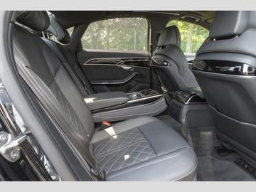 2025 AUDI S8 — миниатюра 11