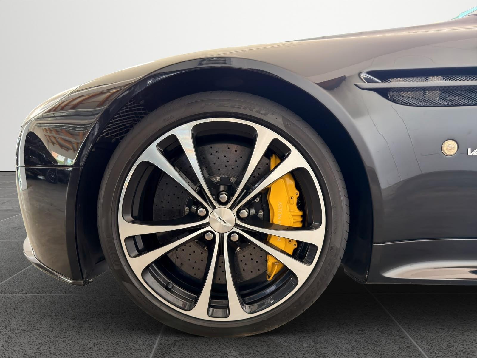 ASTON MARTIN V12 VANTAGE 6.0 S