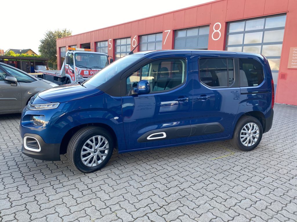 Fahrzeugabbildung Citroën Berlingo M PureTech 110 FEEL *PDC hinten*