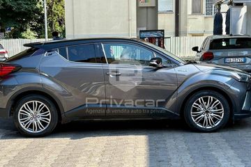 Toyota C-HR - 4