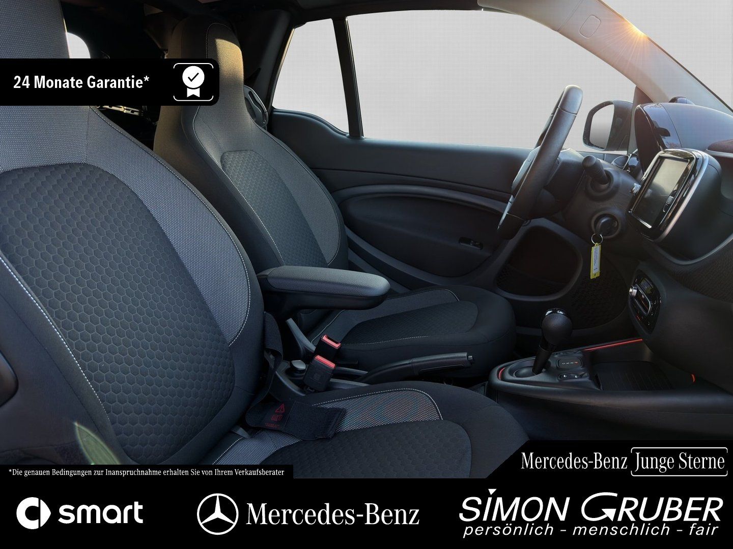 Fahrzeugabbildung Smart Smart fortwo Cabrio Exclusive 22KW LED Sitzhzg