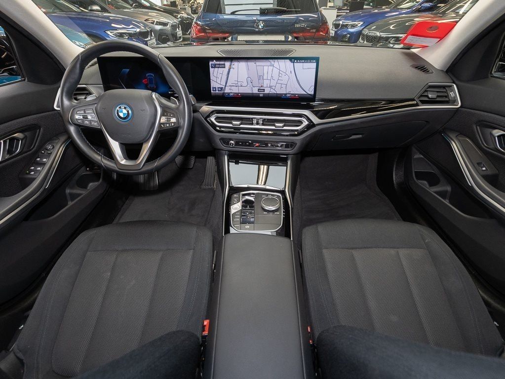BMW 320 - Bild 11