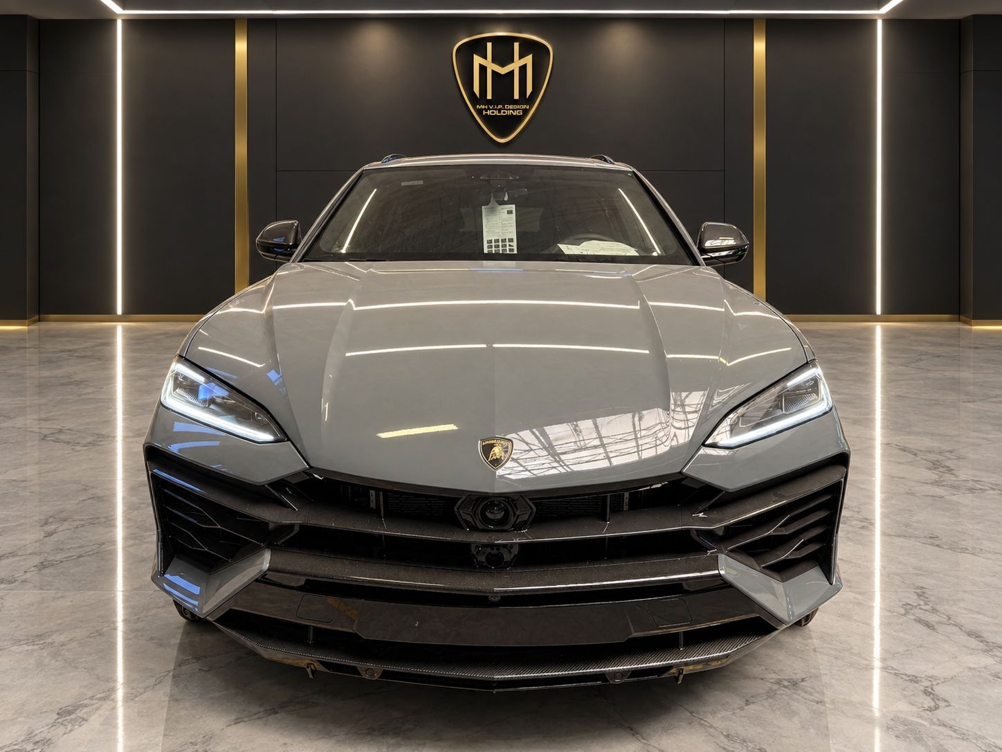 Lamborghini Urus SE  GRIGIO TELESTO