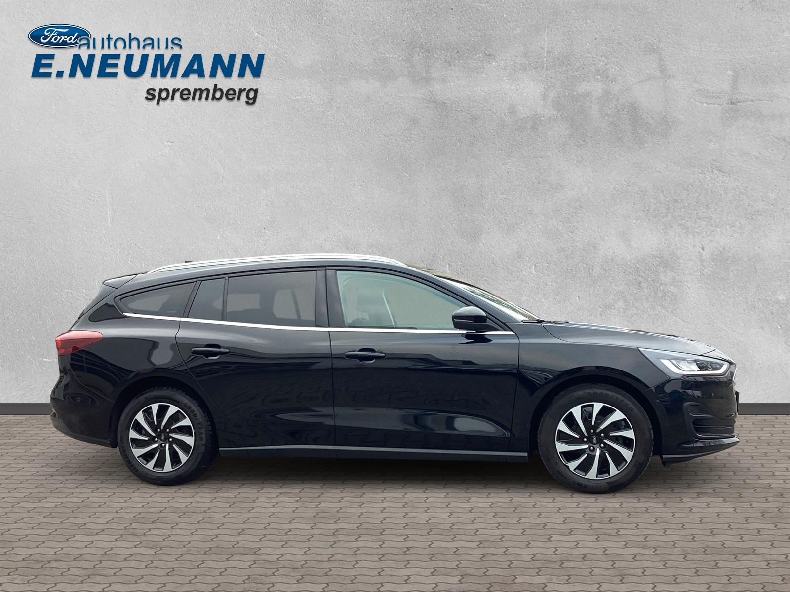 Ford Focus Turnier Titanium*LED*NAVI*