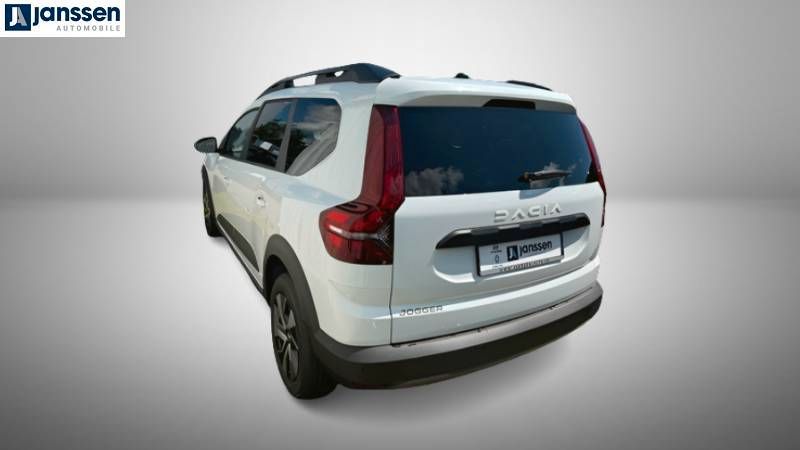 Fahrzeugabbildung Dacia Jogger Expression TCe 110 7-Sitzer