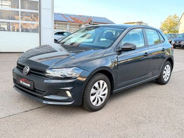 Volkswagen Polo - 1