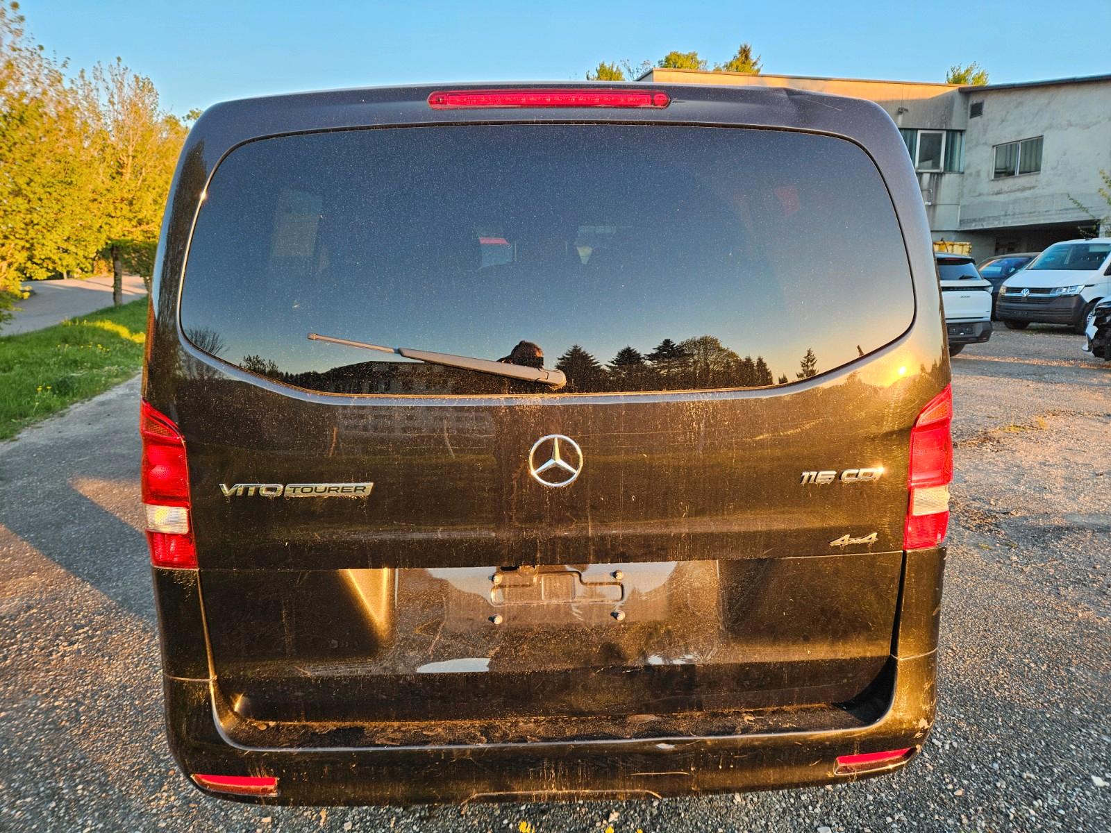 Mercedes-Benz Vito Tourer 116 CDI Select 4x4 lang 9 SITZE