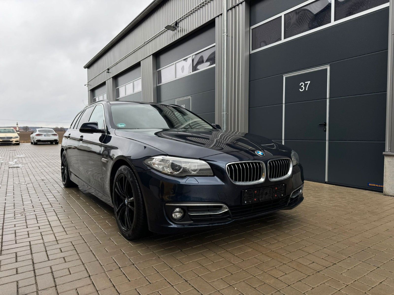 BMW 520d Touring Luxury Line ACC HUD Xenon AbTemp