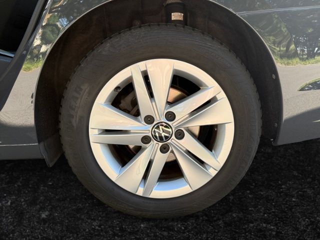 Volkswagen Golf - Bild 14