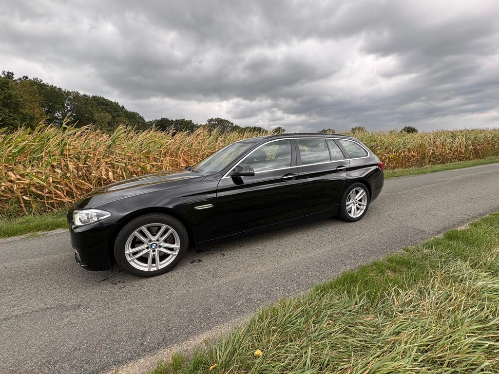 Image of BMW 530