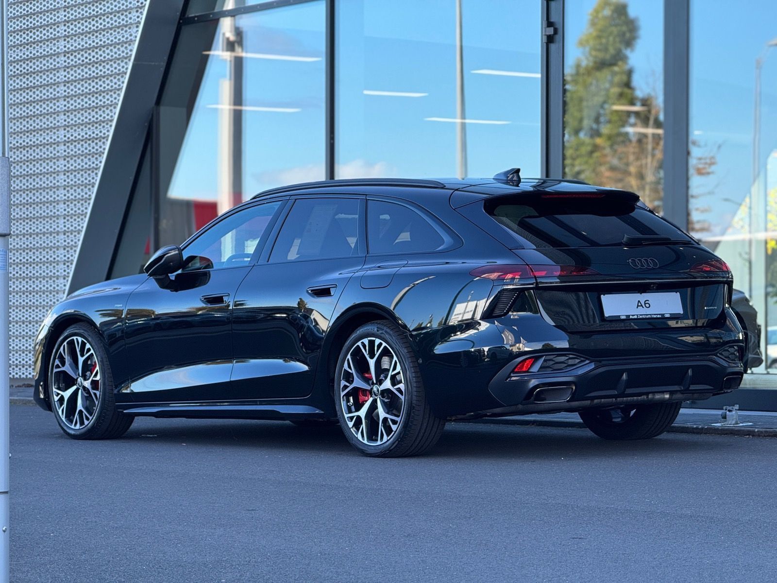 Audi A6 Avant e-hybrid*quattro*270 kW*MatrixLED*PANO* imagem 3