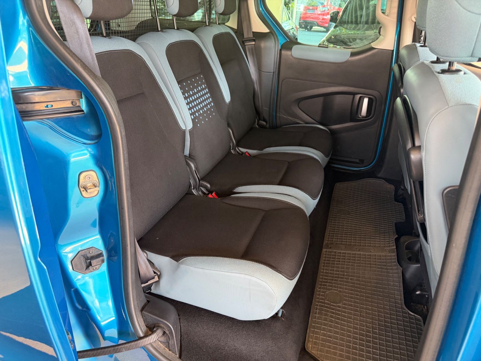 Fahrzeugabbildung Citroën Berlingo Kombi Selection*1. Hand