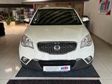 Ssangyong Korando 2.0 Diesel Crystal*LED*TÜV NEU*AHK*S-HFT - gebrauchte Ssangyong Korando aus dem Jahr 2012