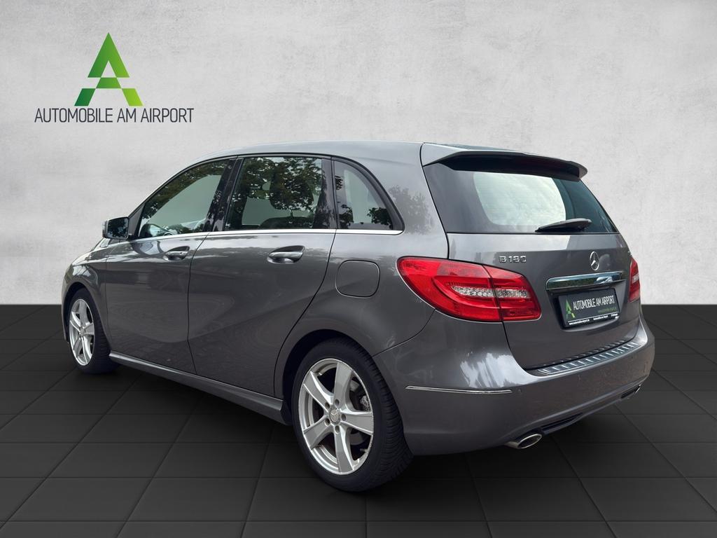 Mercedes-Benz B 180