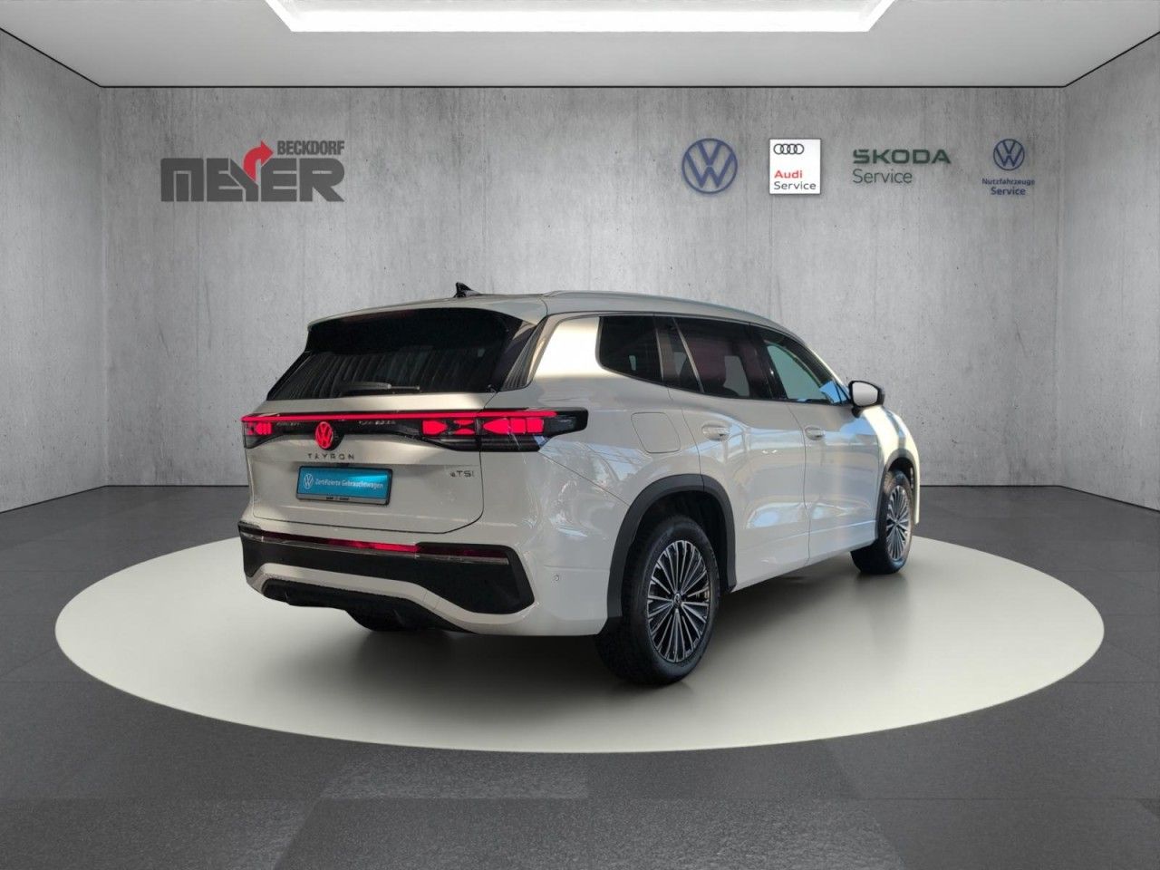 Tayron Elegance 1.5 eTSI DSG Klima Navi