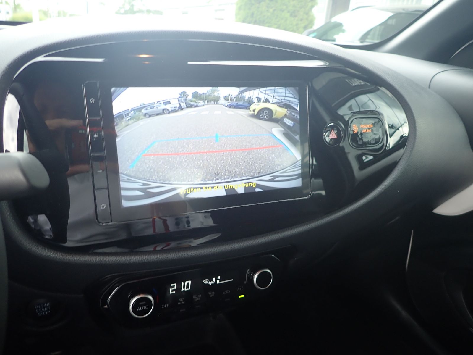 Fahrzeugabbildung Toyota Aygo X Play 1.0 5tg.