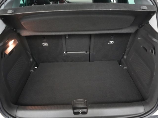 Crossland X INNOVATION+AHK+NAVI+RÜCKFAHRKAMERA+S