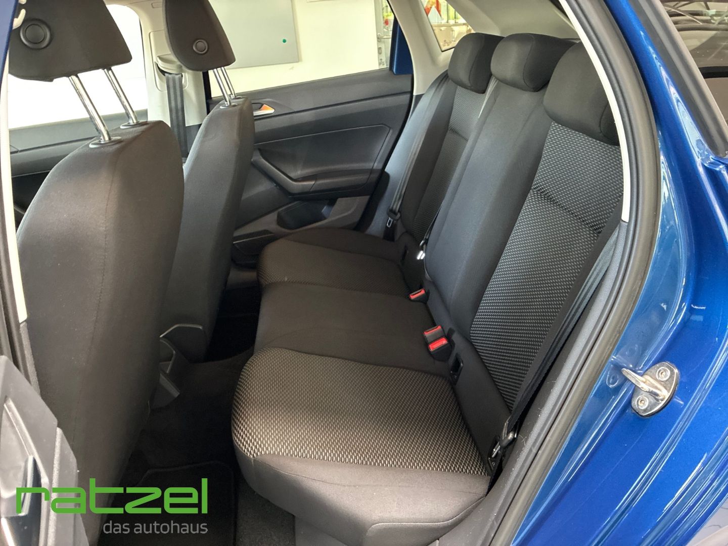 Fahrzeugabbildung Volkswagen Polo 1.0 5-Gang Digitales Cockpit + LED